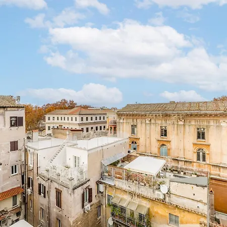 Il Palazzetto di Via della Frezza-3